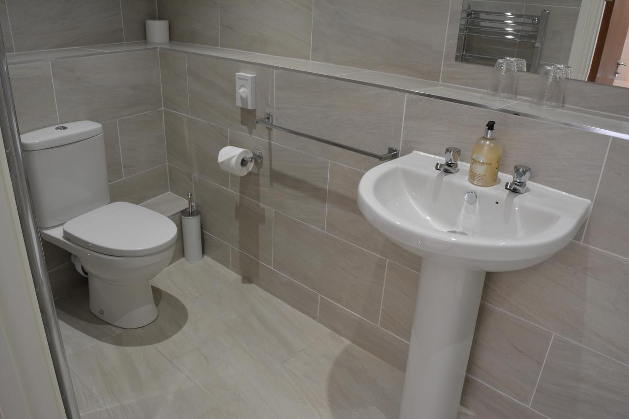 Greyhound Inn Winterborne Kingston Ngoại thất bức ảnh