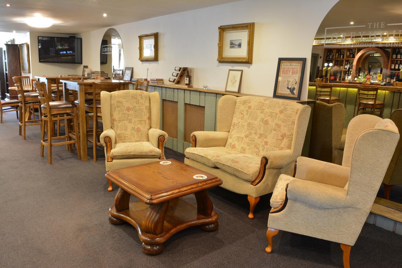 Greyhound Inn Winterborne Kingston Ngoại thất bức ảnh